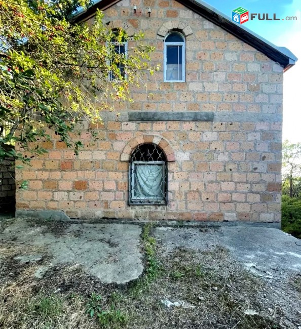 Էժան Առանձնատուն. Ձորաղբյուրում SM073