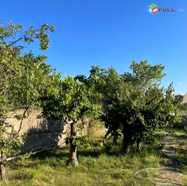 Էժան Առանձնատուն. Ձորաղբյուրում SM073