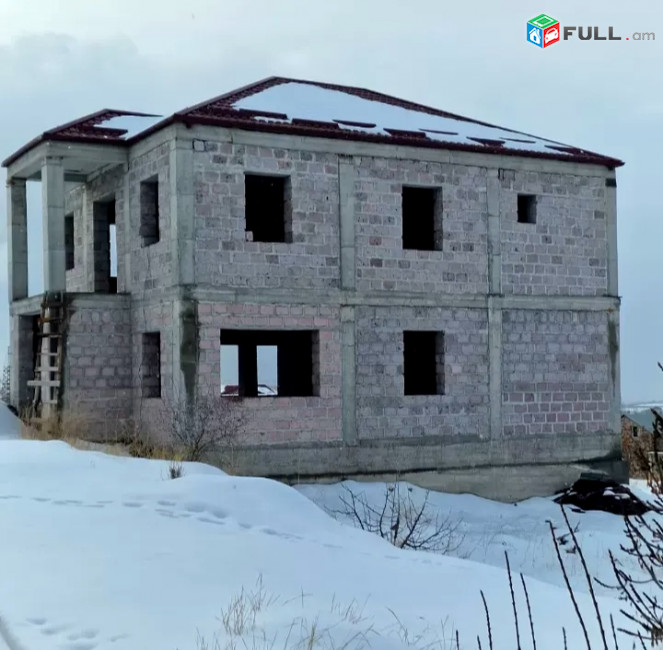 Հիանալի Առանձնատուն. Ձորաղբյուրում SM077