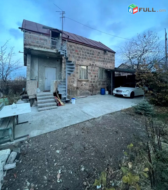 Լավ առաջարկ Առանձնատուն. Ջրվեժում MG070