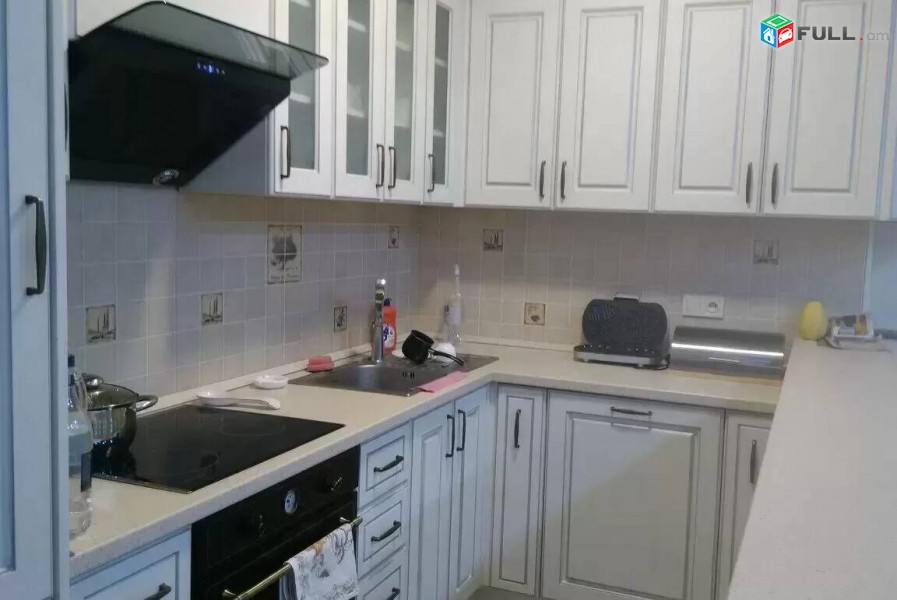 3 սենյականոց բնակարան Կոմիտասի պողոտայում,