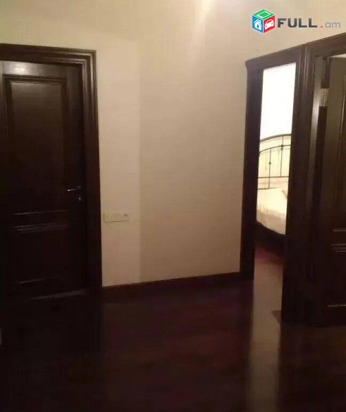 3 սենյականոց բնակարան Կոմիտասի պողոտայում,