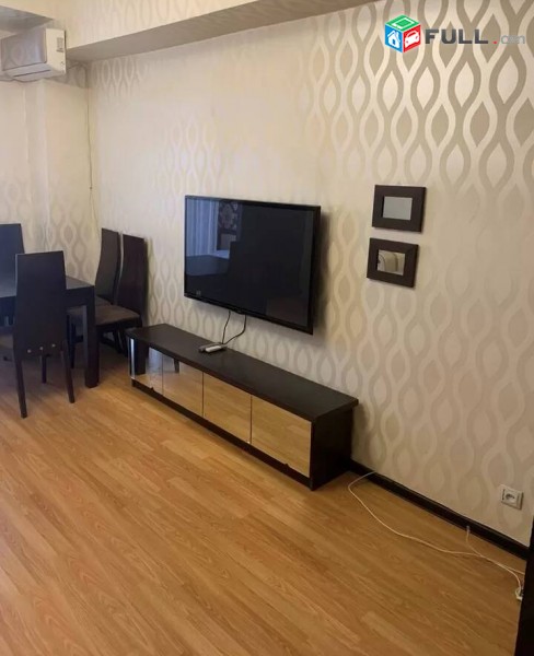 2 սենյականոց բնակարան նորակառույց շենքում Կոմիտասի պողոտայում, 70 ք.մ., նախավերջին հարկ