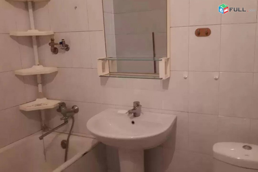2 սենյականոց բնակարան Արամ Խաչատրյանի փողոցում