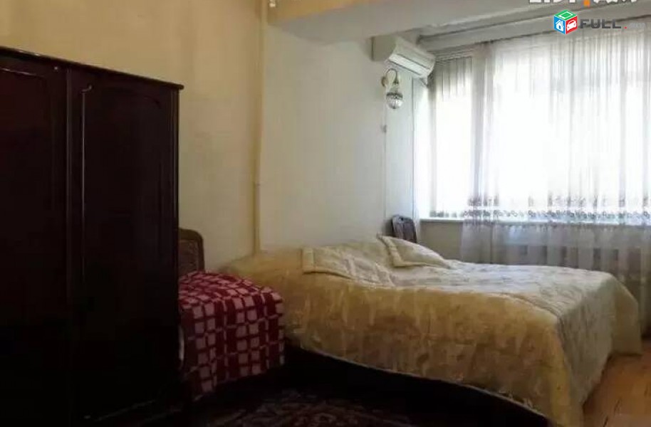 3 սենյականոց բնակարան Սարյանի փողոցում, 110 ք.մ., 3/17 հարկ, կապիտալ վերանորոգված, քարե շենք