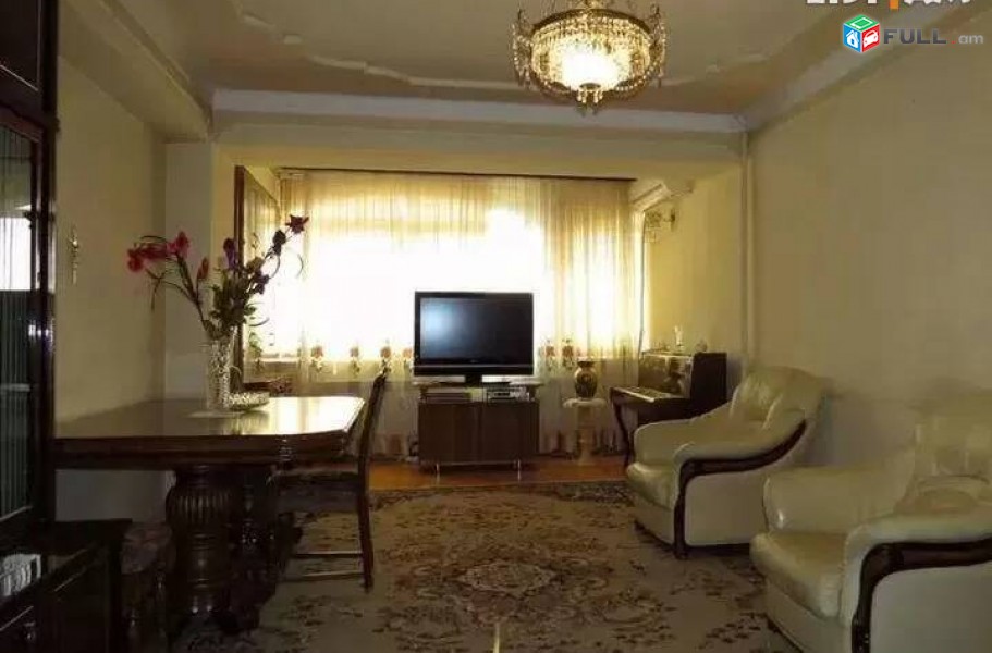 3 սենյականոց բնակարան Սարյանի փողոցում, 110 ք.մ., 3/17 հարկ, կապիտալ վերանորոգված, քարե շենք