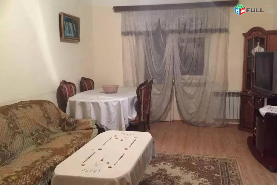 3 սենյականոց բնակարան Կոմիտասի պողոտայում, 80 ք.մ., 1/5 հարկ, կապիտալ վերանորոգված, քարե շենք