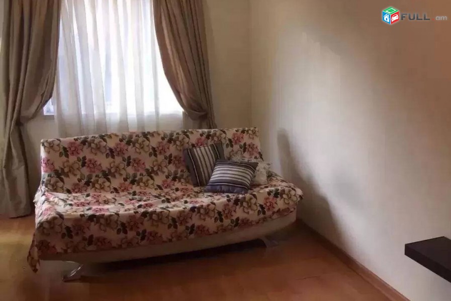3 սենյականոց բնակարան Գրիգոր Արծրունու փողոցում, 60 ք.մ., 5/12 հարկ, կապիտալ վերանորոգված