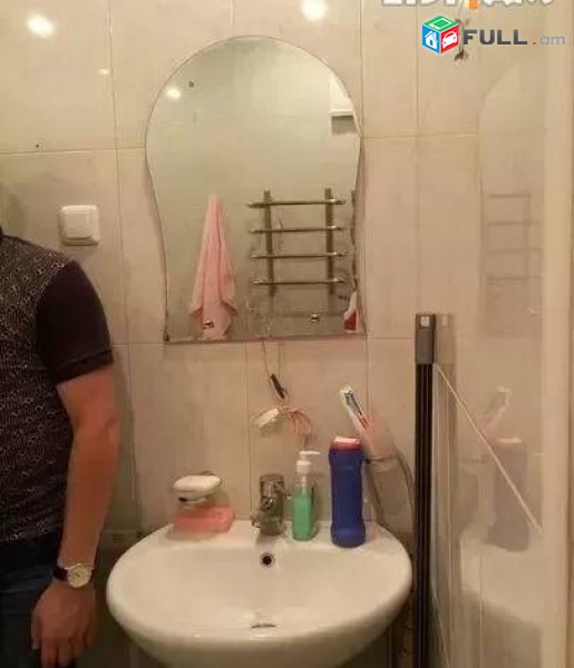 2 սենյականոց բնակարան, Երևան › Արաբկիր, 46 ք.մ., 2/10 հարկ, կապիտալ վերանորոգված