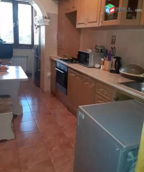 2 սենյականոց բնակարան Կոմիտասի պողոտայում, 65 ք.մ., 4/9 հարկ, կապիտալ վերանորոգված