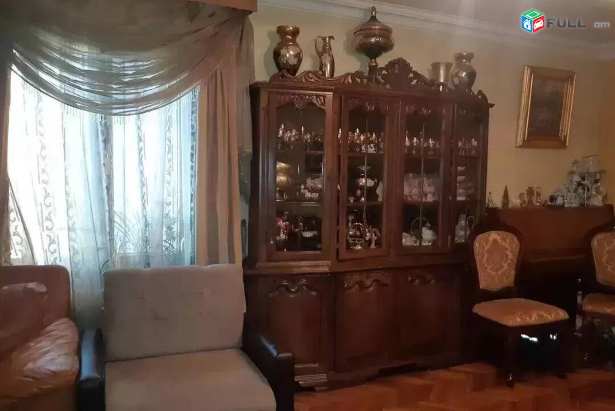 2 սենյականոց բնակարան Կոմիտասի պողոտայում, 65 ք.մ., 4/9 հարկ, կապիտալ վերանորոգված