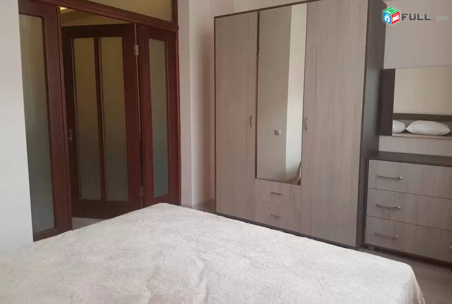 2 սենյականոց բնակարան Պուշկինի փողոցում, 60 ք.մ., 3/5 հարկ, եվրովերանորոգված, քարե շենք