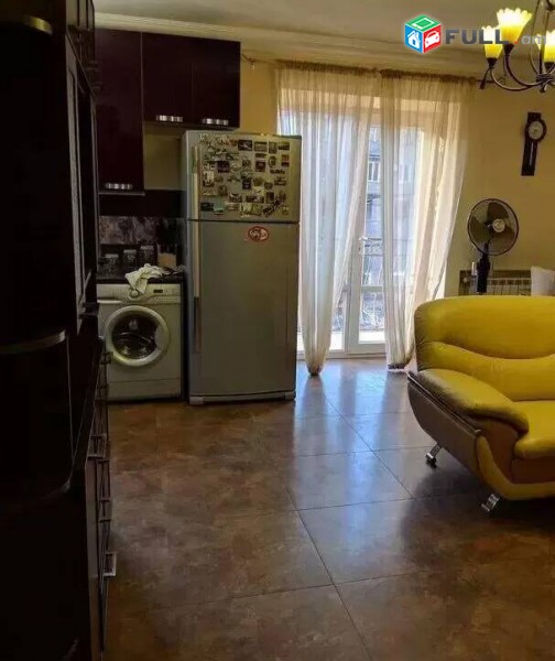 4 սենյականոց բնակարան Կոմիտասի պողոտայում, 125 ք.մ., բարձր առաստաղներ, նախավերջին հարկ