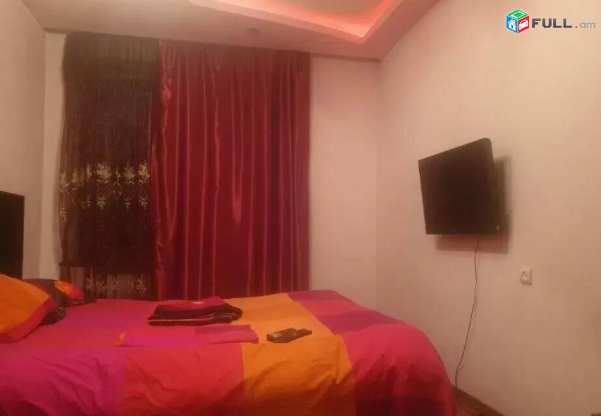 3 սենյականոց բնակարան Կոմիտասի պողոտայում, 74 ք.մ., 3/5 հարկ, կապիտալ վերանորոգված, քարե շենք