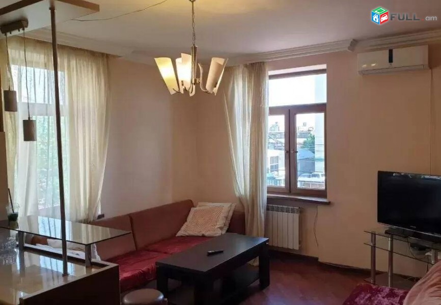 3 սենյականոց բնակարան Կոմիտասի պողոտայում, 72 ք.մ., 3/5 հարկ, կապիտալ վերանորոգված, քարե շենք
