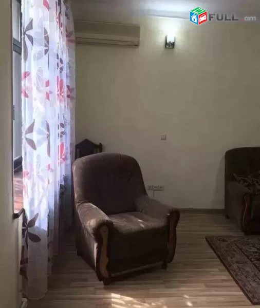 2 սենյականոց բնակարան Բաբայան փողոցում, 52 ք.մ., 2/5 հարկ, կապիտալ վերանորոգված, քարե շենք