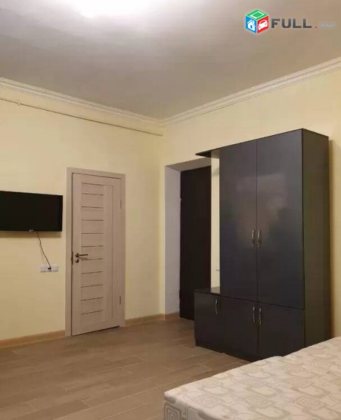 1 սենյականոց բնակարան Կոմիտասի պողոտայում, 37 ք.մ., 1/5 հարկ, կապիտալ վերանորոգված, քարե շենք