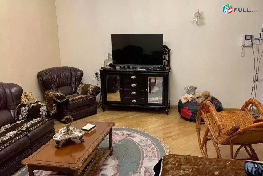 1 սենյականոց բնակարան Կոմիտասի պողոտայում, 46 ք.մ., 3/5 հարկ, կապիտալ վերանորոգված, քարե շենք