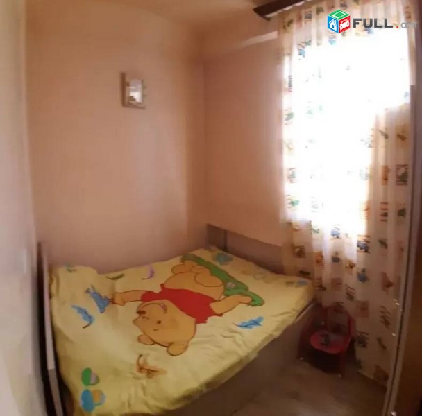 2 սենյականոց բնակարան Կոմիտասի պողոտայում, 50 ք.մ., 3/5 հարկ, կապիտալ վերանորոգված, քարե շենք