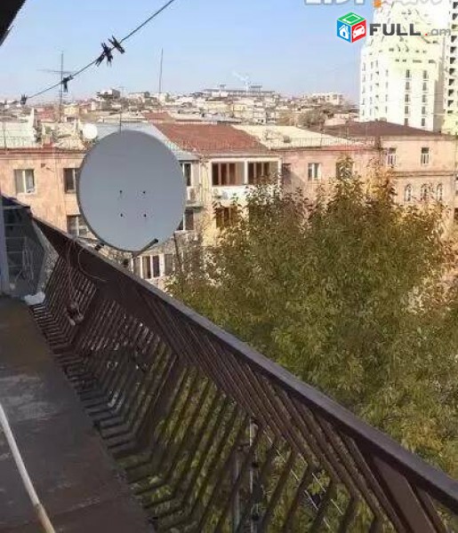 3 սենյականոց բնակարան Մեսրոպ Մաշտոցի պողոտայում, 105 ք.մ., կոսմետիկ վերանորոգում, քարե շենք