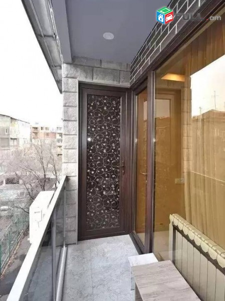 2 սենյականոց բնակարան նորակառույց շենքում կենտրոնում, 48 ք.մ., 5/11 հարկ, կապիտալ վերանորոգված
