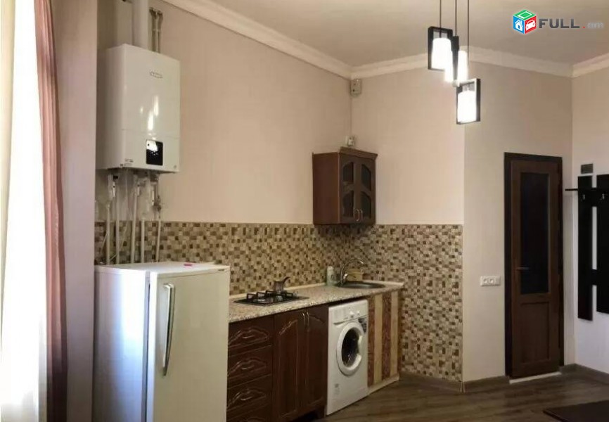 2 սենյականոց բնակարան Տիգրան Մեծի պողոտայում, 40 ք.մ., նախավերջին հարկ, կապիտալ վերանորոգված
