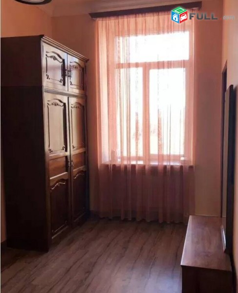 2 սենյականոց բնակարան Տիգրան Մեծի պողոտայում, 40 ք.մ., նախավերջին հարկ, կապիտալ վերանորոգված
