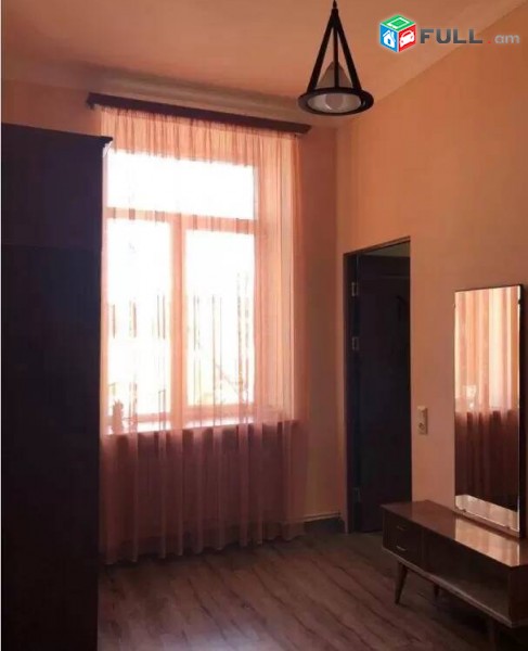 2 սենյականոց բնակարան Տիգրան Մեծի պողոտայում, 40 ք.մ., նախավերջին հարկ, կապիտալ վերանորոգված
