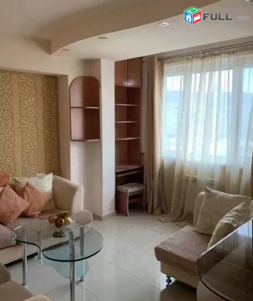 2 սենյականոց բնակարան Քաջազնունի փողոցում, 42 ք.մ., մի քանի պատշգամբ, նախավերջին հարկ
