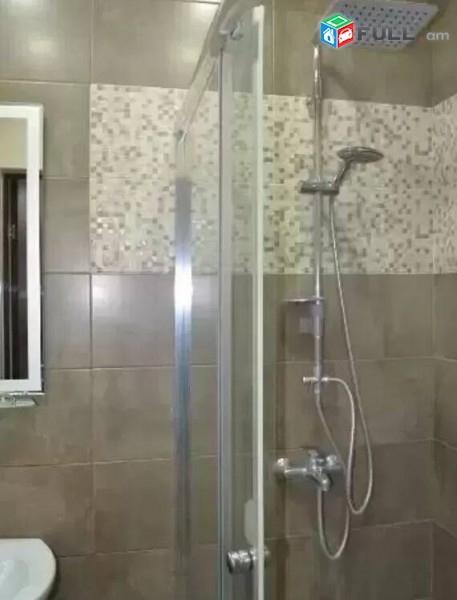 3 սեն. բնակարան նորակառույց շենքում Նար–Դոսի փողոցում, 90 ք.մ., բարձր առաստաղներ, 3/10 հարկ