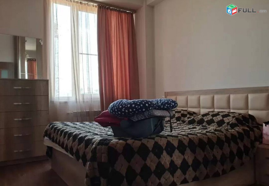 2 սենյականոց բնակարան նորակառույց շենքում Նիկողայոս Ադոնցի փողոցում, 46 ք.մ., բարձր առաստաղներ