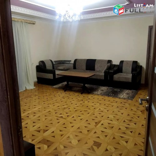 Կոդ 91219  Արամ Խաչատրյան փողոց 3 սենյականոց բն: 