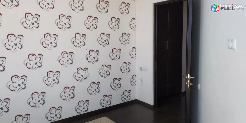 Կոդ 08299  Արաբկիր, Մամիկոնյանց փողոց 3 սենյականոց բն նորակառույց