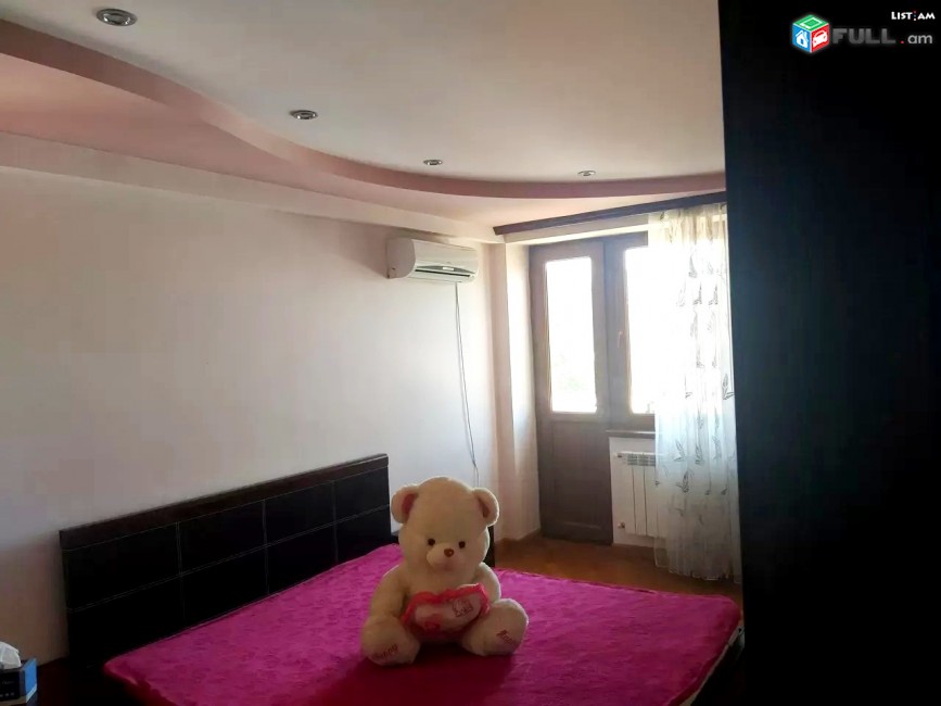 Կոդ 45583 Մաշտոցի պողոտա Օպերայի մոտ 3 սենյակ