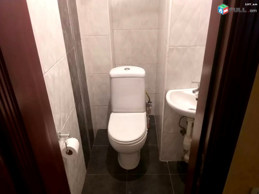 Կոդ 45583 Մաշտոցի պողոտա Օպերայի մոտ 3 սենյակ
