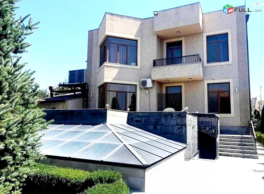 Կոդ 45812 Երկու հարկանի քարե տուն Աջափնյակում, 800 ք.մ., 3 սանհանգույց, կապիտալ վերանորոգված