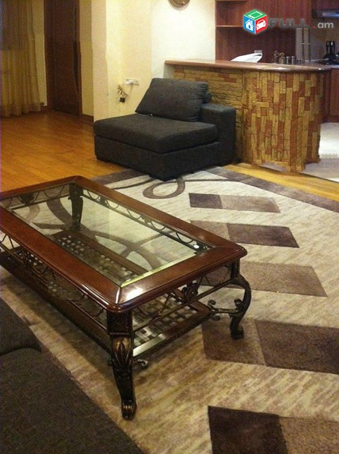 Կոդ 84561  Խորենացի փողոց 3 սենյականոց բն, Xorenaci st