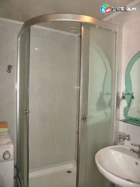 Կոդ 52212  Աբովյան փողոց 3 սենյականոց բն, Abovyan st