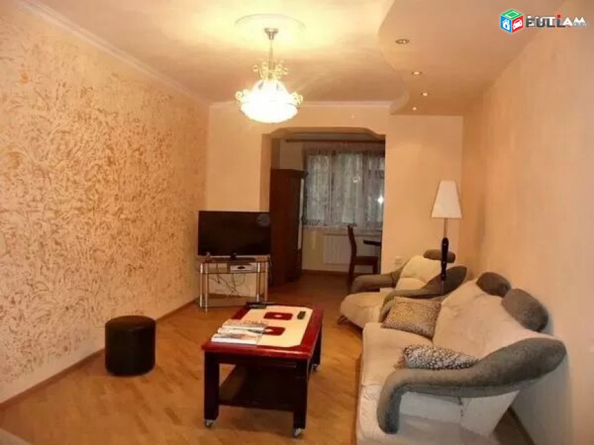 Կոդ 52212  Աբովյան փողոց 3 սենյականոց բն, Abovyan st