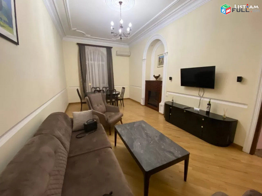 Կոդ 75519  Մոսկովյան փողոց 3 սենյականոց բն