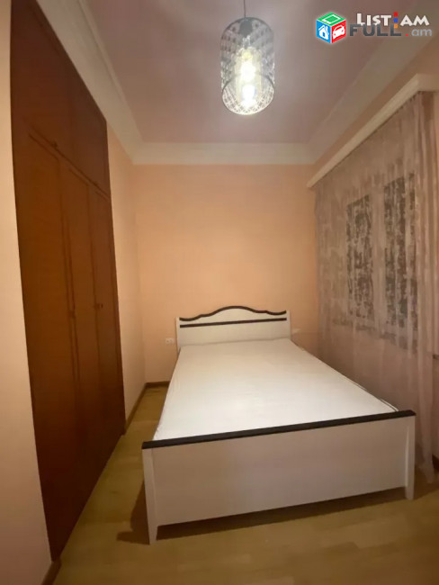 Կոդ 75519  Մոսկովյան փողոց 3 սենյականոց բն