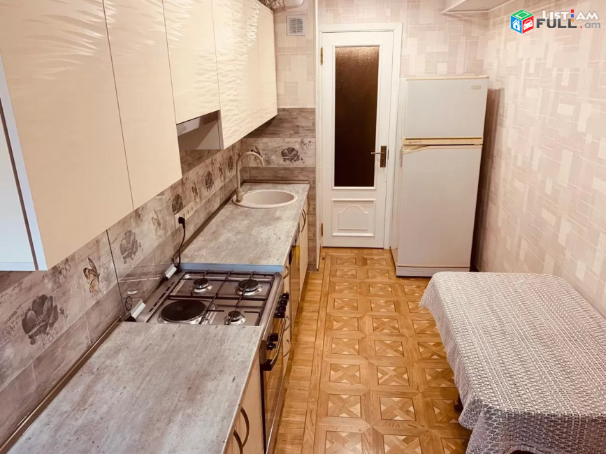Կոդ 75517  Երզնկյան փողոց 3 սենյականոց բն 