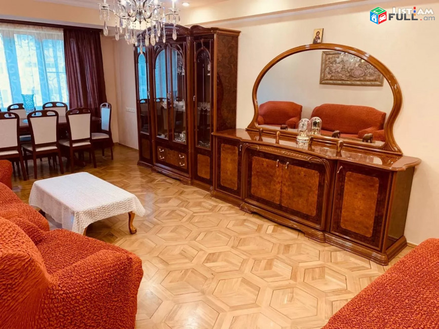Կոդ 75517  Երզնկյան փողոց 3 սենյականոց բն 