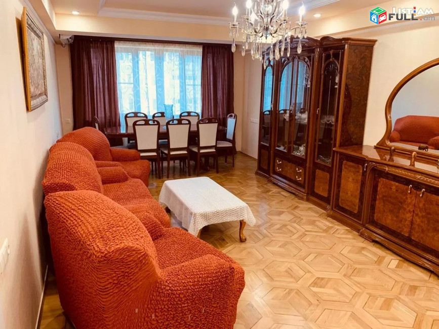 Կոդ 75517  Երզնկյան փողոց 3 սենյականոց բն 