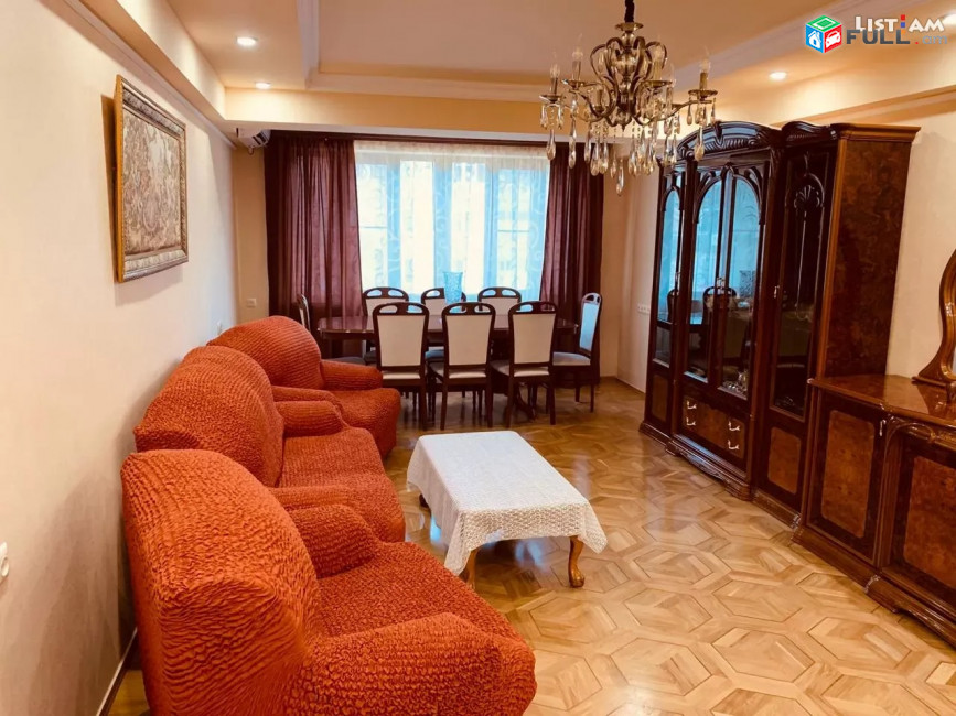 Կոդ 75517  Երզնկյան փողոց 3 սենյականոց բն 