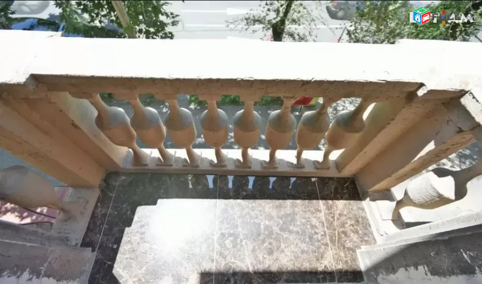 Կոդ 73369  Սայաթ Նովա փողոց 3 սենյականոց բն