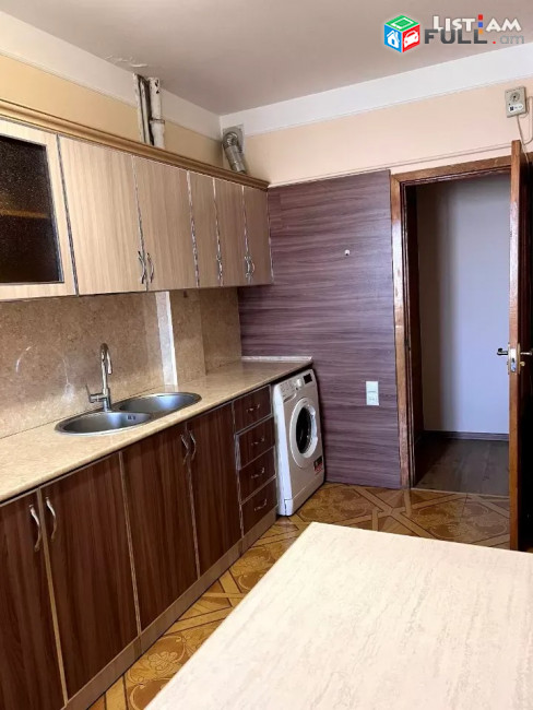 Կոդ 73443  Վաղարշյան փողոց 3 սենյականոց բն 