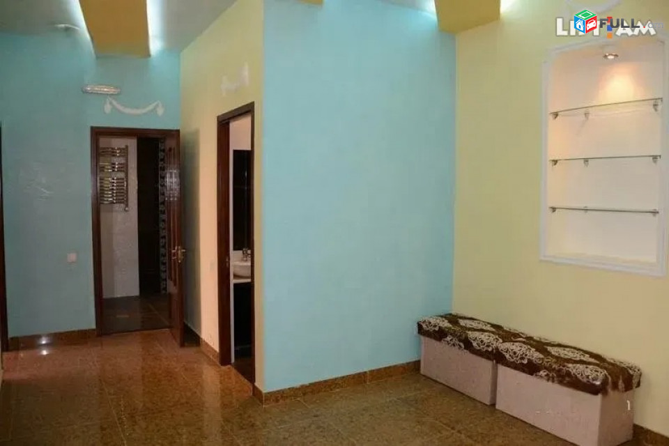 Կոդ 73483  Խորենացու փողոց 3 սենյականոց բն 