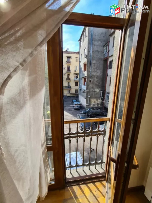 Կոդ 73524  Թումանյան փողոց 2 սենյականոց բն