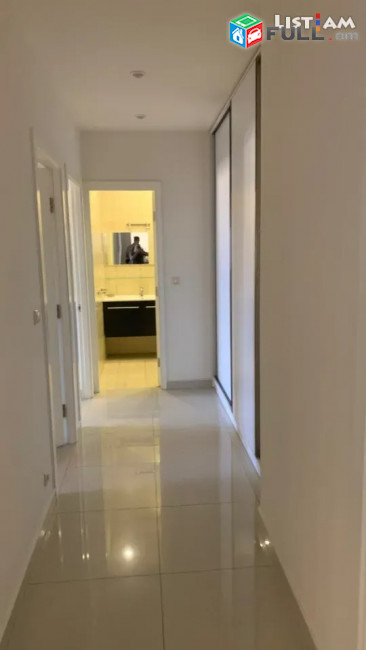 Կոդ 79814  Սոսեյի փողոց 3 սենյակ, նորակառույց շենք 